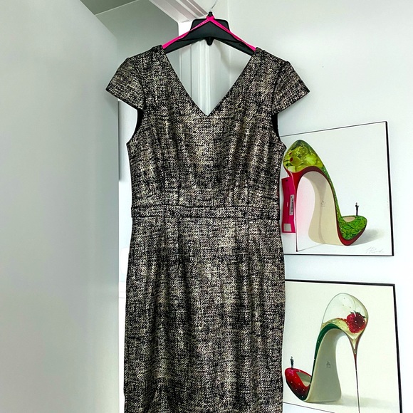 NWT Betsy Johnson Women’s Textured Knit w Foil Print - Picture 4 of 8